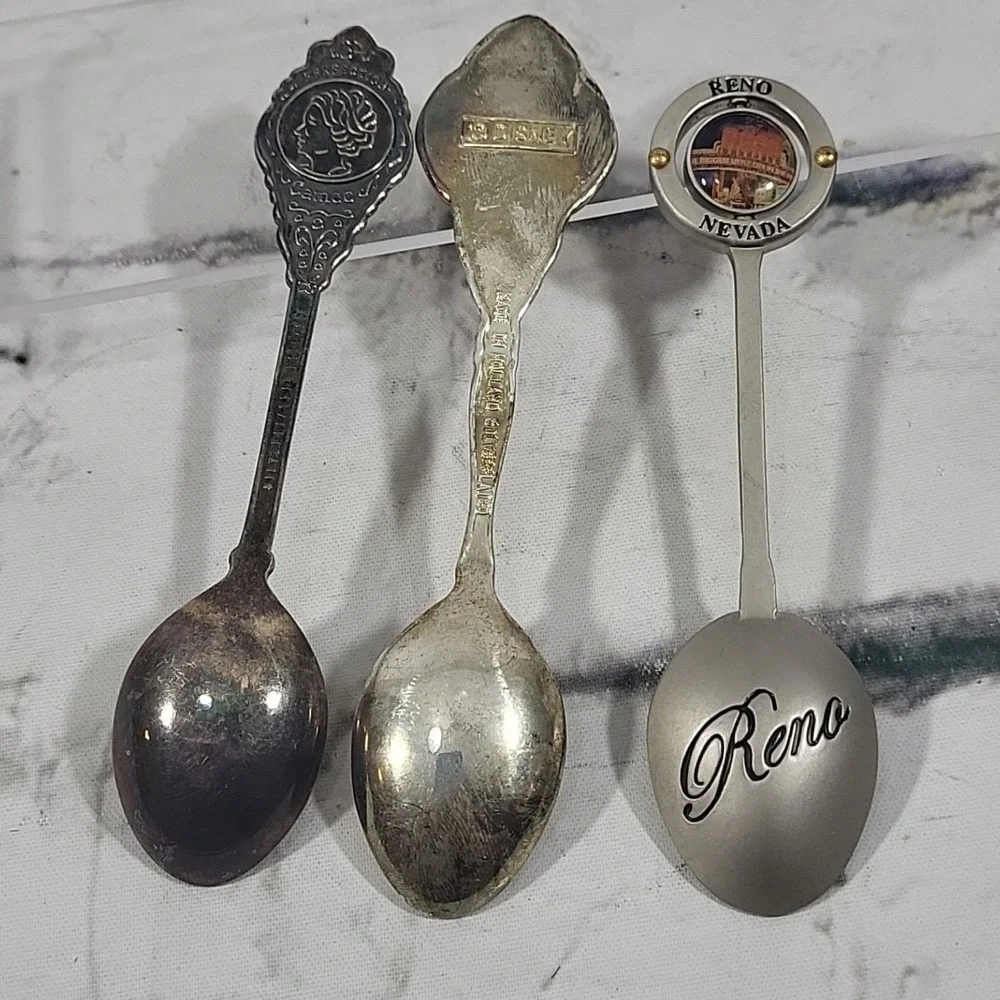 Vintage Souvenir Spoons Decorative Lot Of 3 Minnesota‎ Disneyland Reno Nevada
